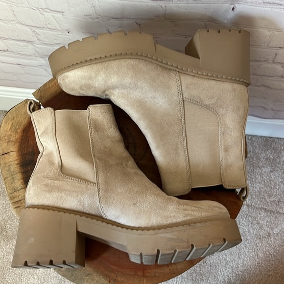 Madden Girl Tiana Boots in Dark Taupe - Picture 6 of 11